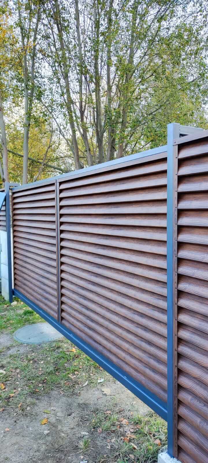 забор-жалюзи с ламелями еврожалюзи printech каштан фото3 в Новочеркасске