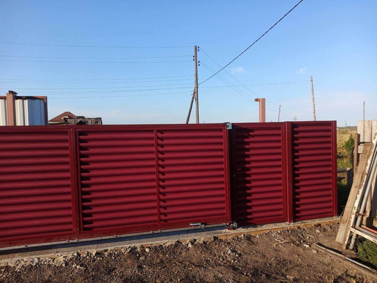 Забор-жалюзи 44м RAL3005/3005 Красное Вино двусторонний фото 2 в Новочеркасске