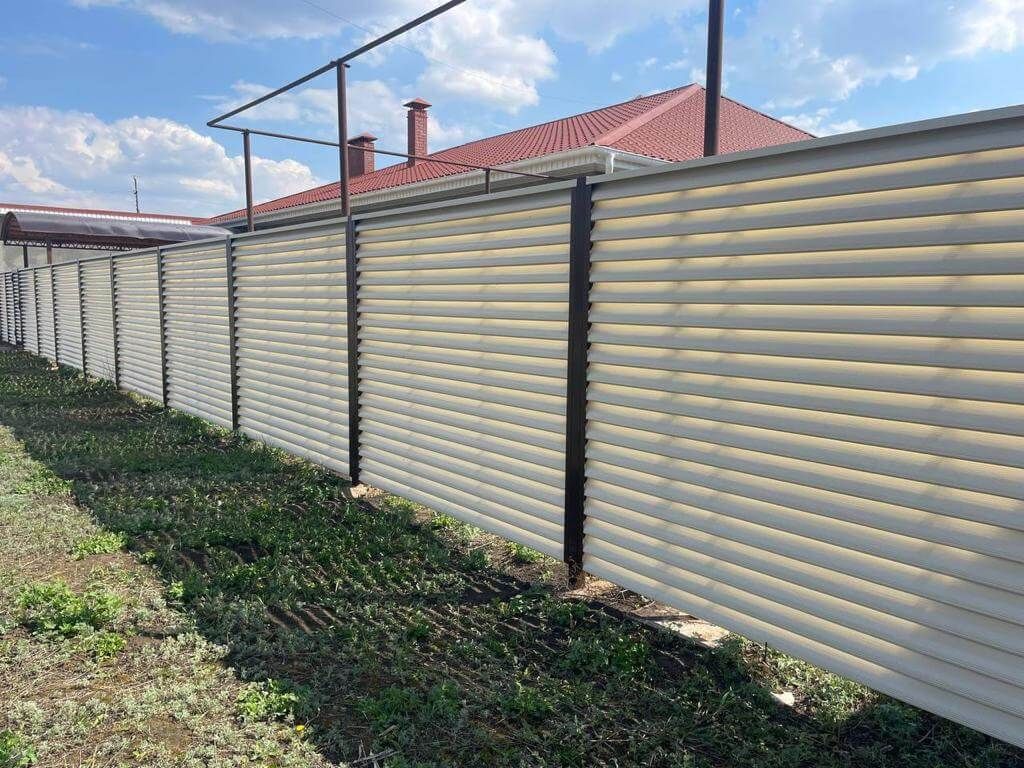 Забор из ламелей Еврожалюзи 25м RAL1015/1015 Слоновая Кость двусторонний фото 2 в Новочеркасске