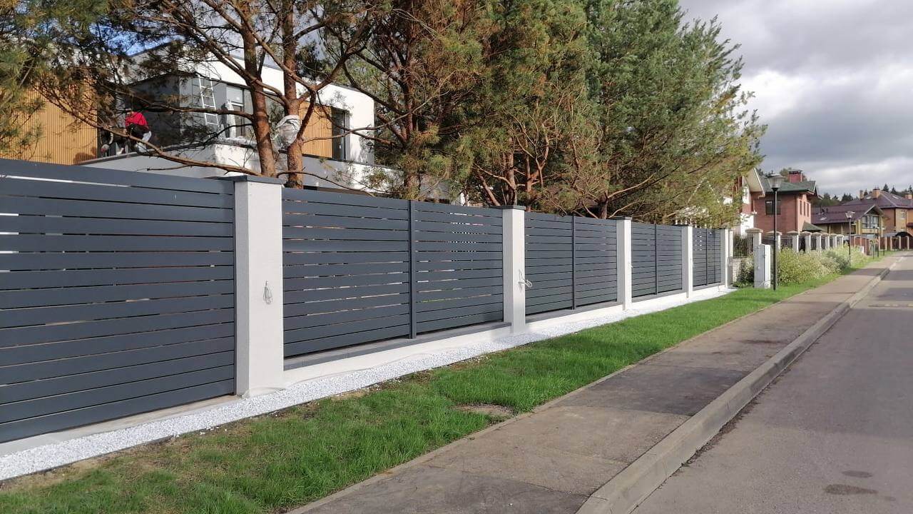 Забор-ранчо из металлопланкена 36м RAL7024 Серый Графит в Новочеркасске