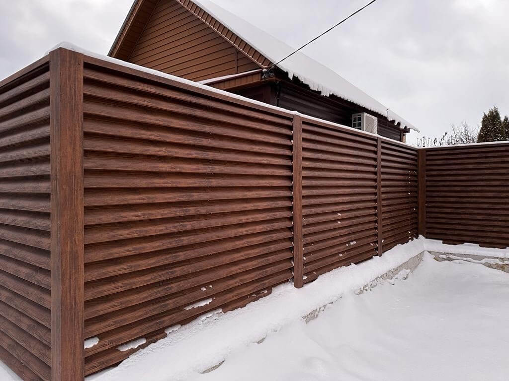 Забор-жалюзи из ламелей еврожалюзи 43м Каштан Printech фото 5 в Новочеркасске