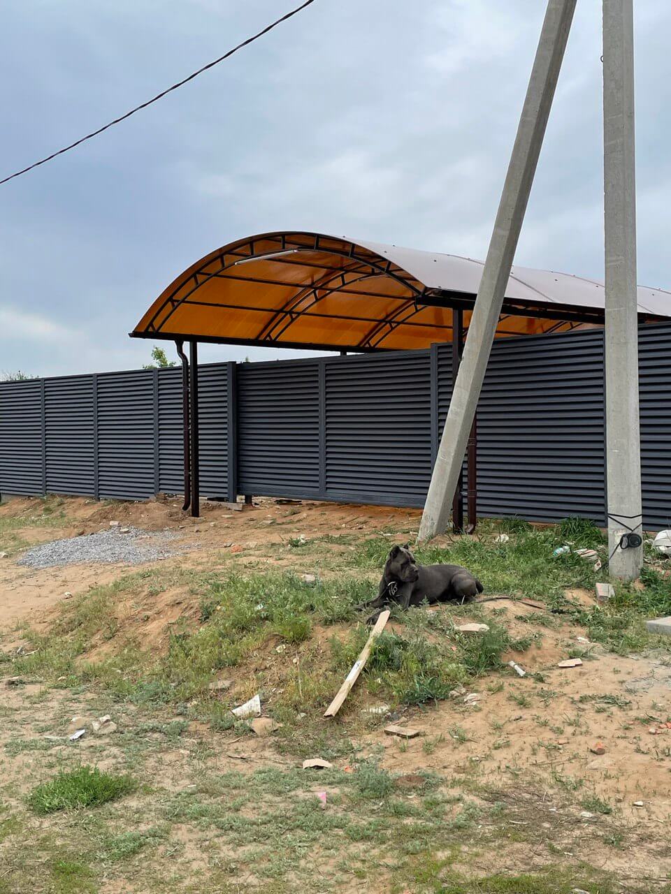 Забор из ламелей еврожалюзи 24м RAL7024 Серый Графит МАТТЕ фото 1 в Новочеркасске