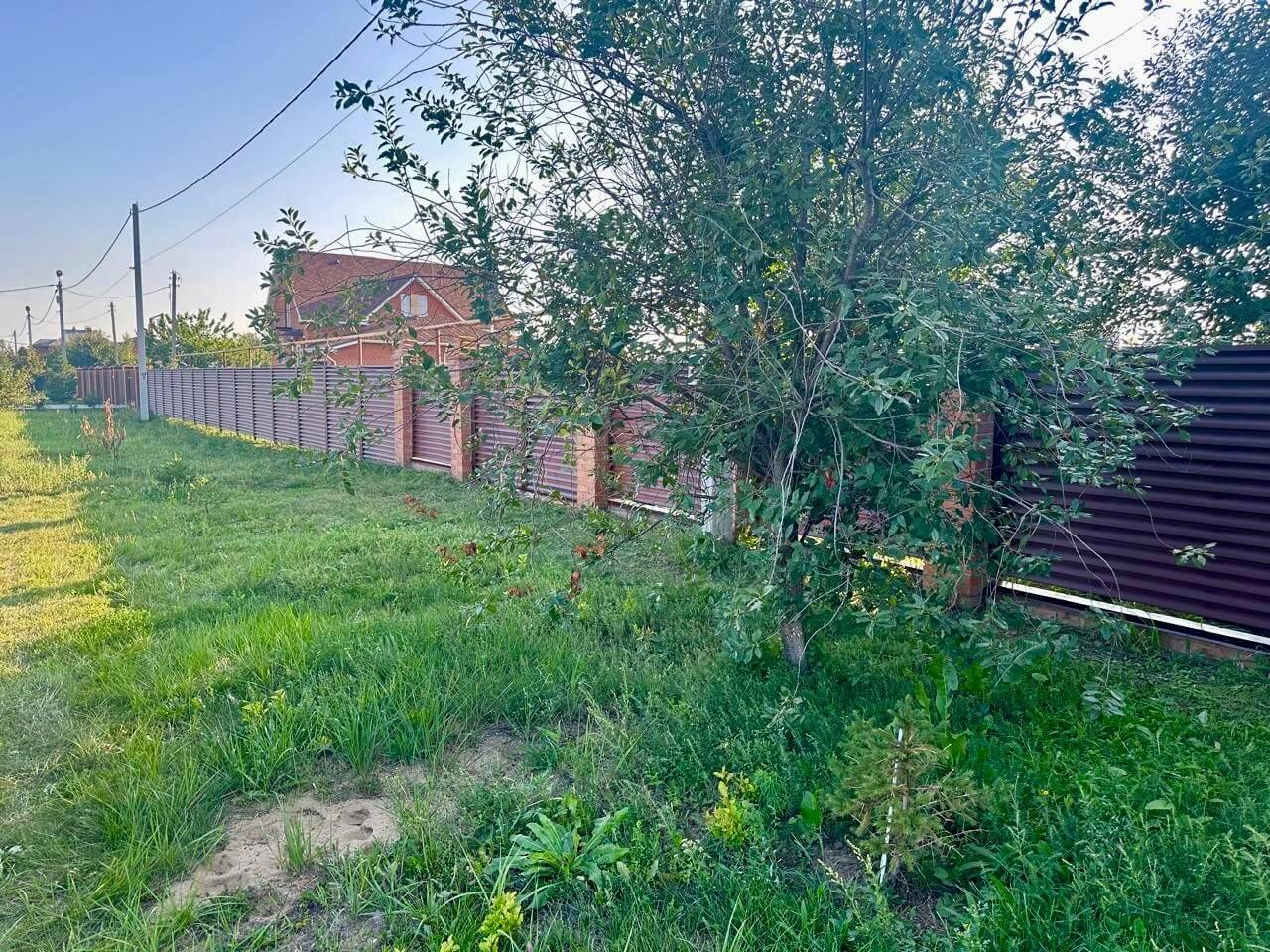 Забор из ламелей Еврожалюзи 53м RAL8017/8017 Шоколад двусторонний МАТТЕ фото 4 в Новочеркасске