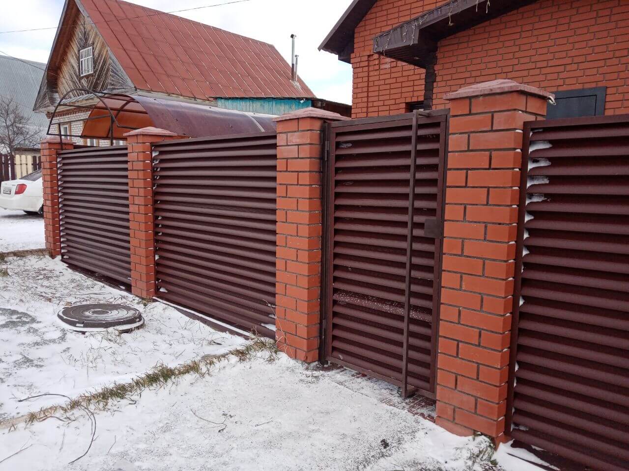 Забор из ламелей еврожалюзи 12м RAL8017/8017 Шоколад двусторонний МАТТЕ фото 2 в Новочеркасске