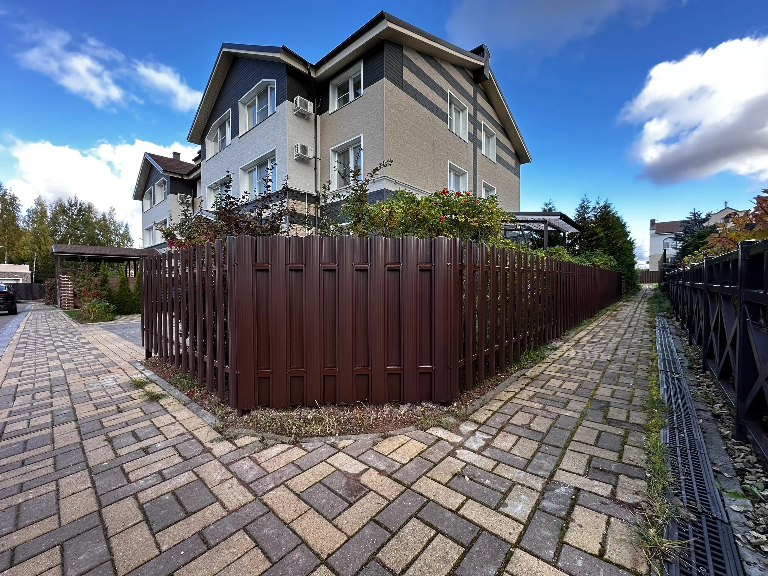 Заборчик из евроштакетника 18м RAL8017/8017 Шоколад двусторонний фото 1 в Новочеркасске